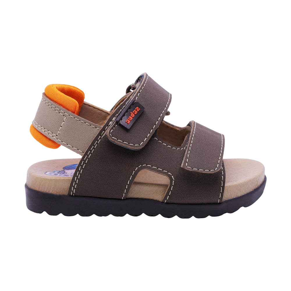 SANDALIA AUDAZ PARA NIÑO COLOR CAFÉ DE SINTÉTICO CAMERON CON TIRA DE CONTACTO