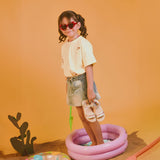 SANDALIA COQUETA PARA NIÑA COLOR PLATA DE SINTÉTICO SOFI CON TIRA DE CONTACTO