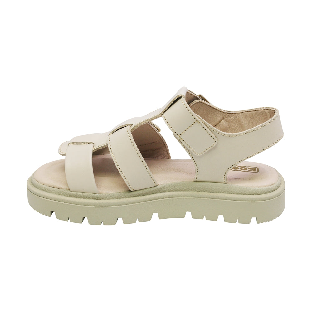 SANDALIA COQUETA PARA NIÑA COLOR BEIGE DE PIEL TOMASA CON HEBILLA