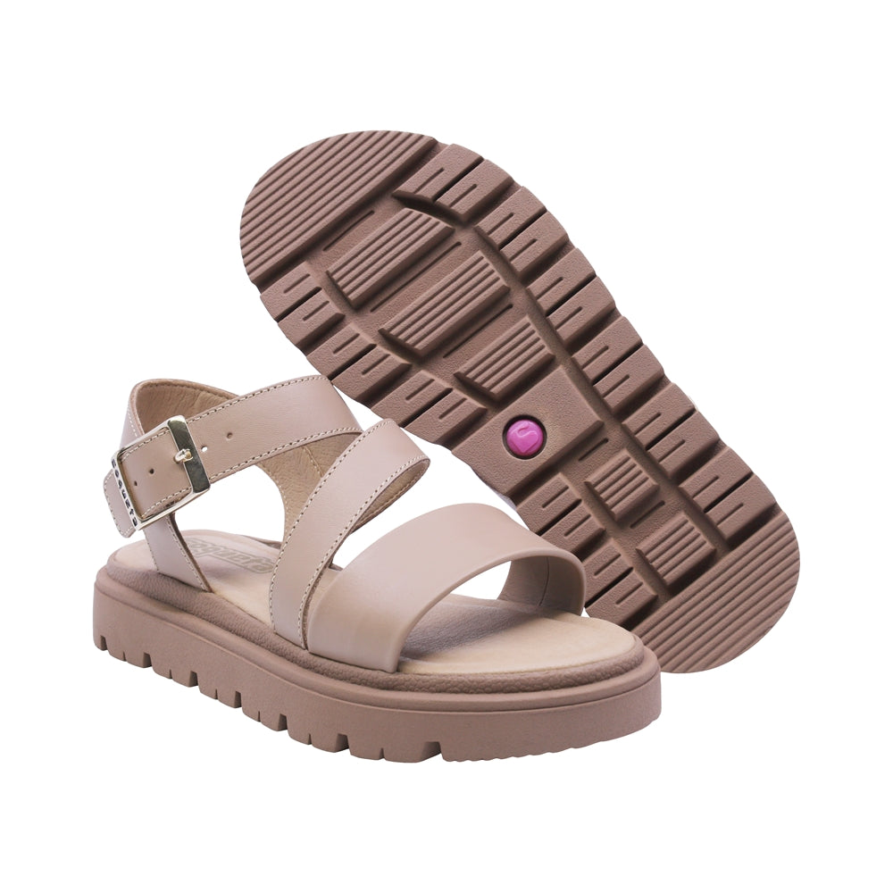 SANDALIA COQUETA PARA NIÑA COLOR ARENA DE PIEL TOMASA CON HEBILLA