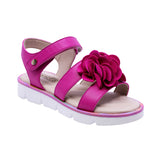 SANDALIA COQUETA PARA NIÑA COLOR FIUSHA DE SINTÉTICO DUNA CON TIRA DE CONTACTO