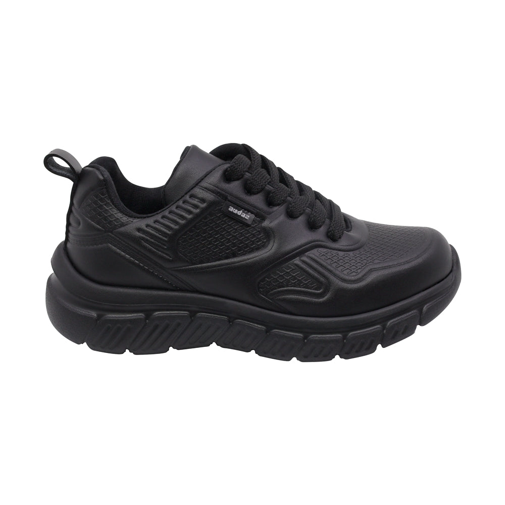 Tenis escolar Audaz de piel color negro Balu con agujetas