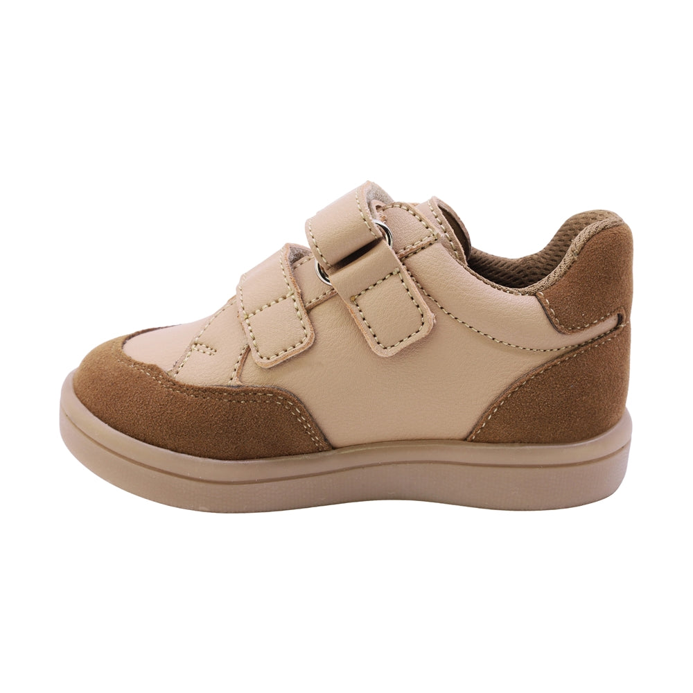 TENIS AUDAZ PARA NIÑO EN SINTÉTICO COLOR ARENA SMITH CON DOBLE TIRA DE CONTACTO