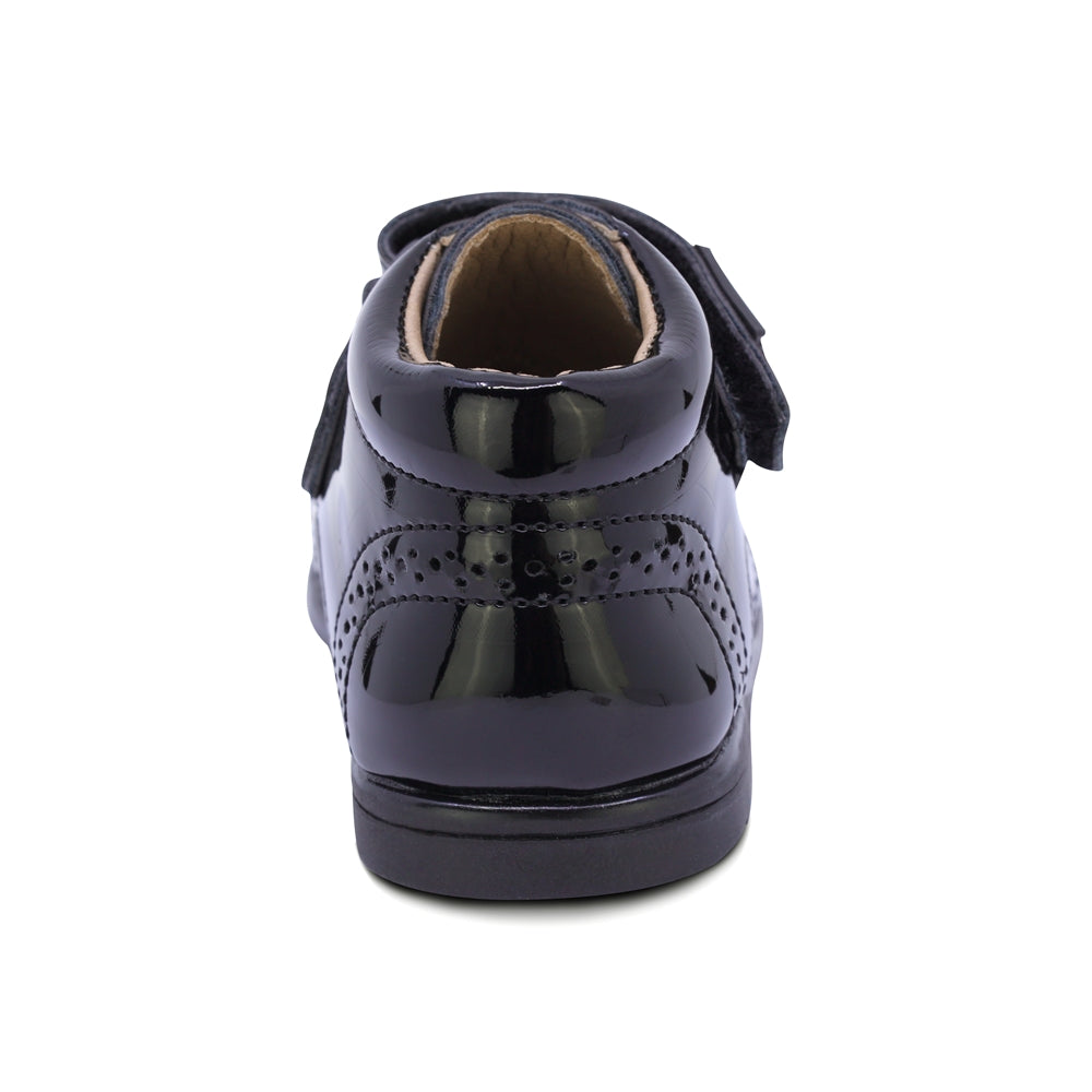 BOTITA AUDAZ PARA NIÑO EN CHAROL COLOR NEGRO TOMY CON TIRA DE CONTACTO