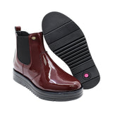 BOTA COQUETA  PARA NIÑA CHAROL VINO NORA TIPO BOTIN
