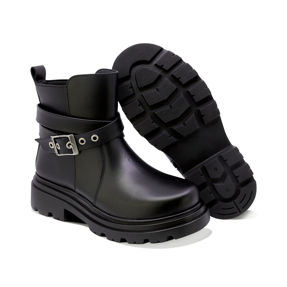 BOTA COQUETA PARA NIÑA DE PIEL COLOR NEGRO JAZZ CON DISEÑO ROBUSTO