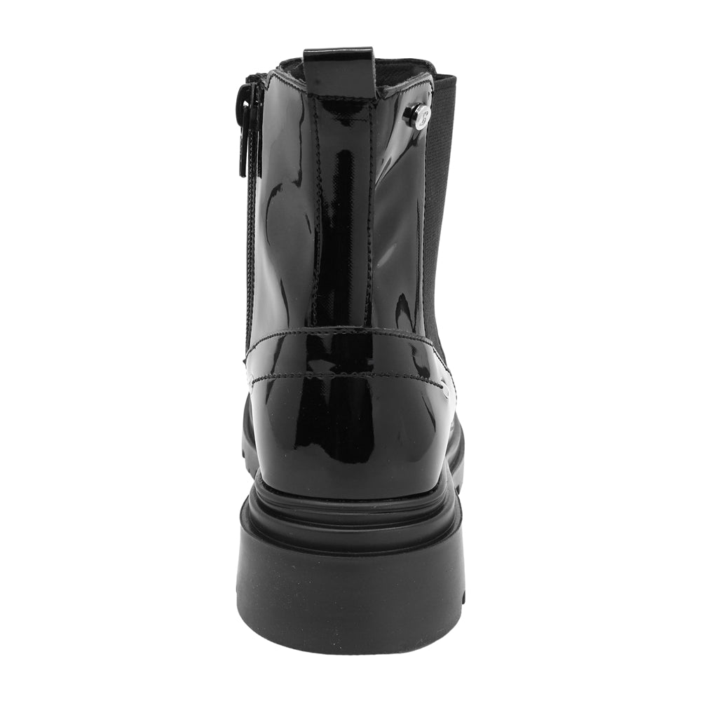 BOTA COQUETA PARA NIÑA EN CHAROL COLOR NEGRO JAZZ CON ELÁSTICO