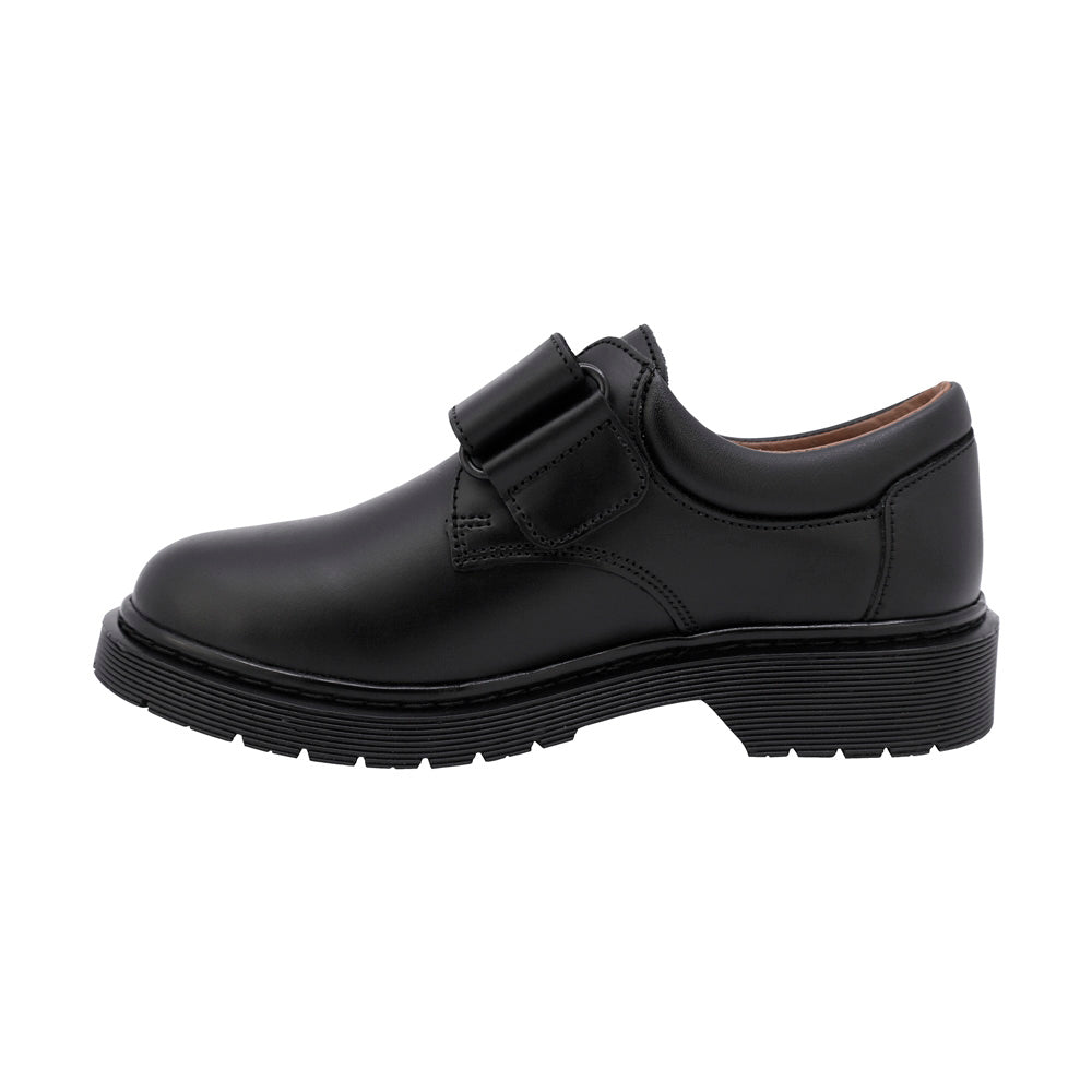 ZAPATO ESCOLAR AUDAZ PARA NIÑO PIEL NEGRO MARTÍN CON TIRA DE CONTACTO