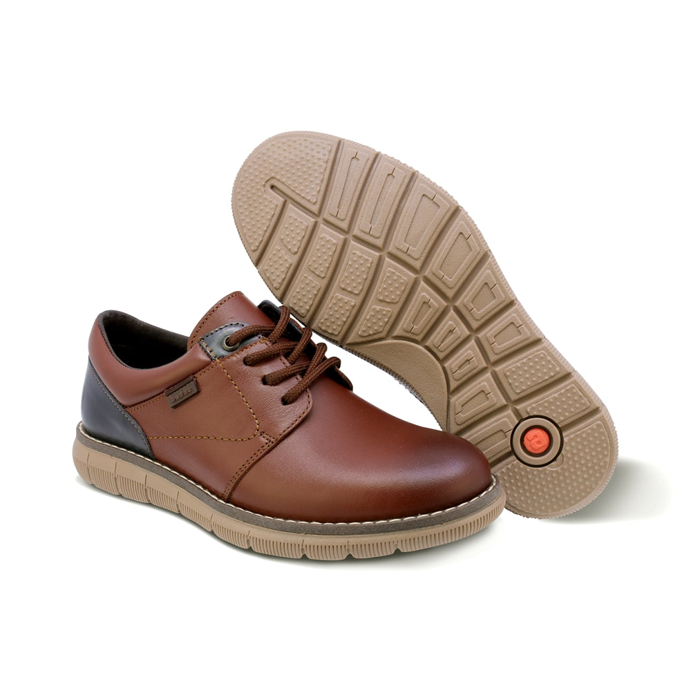 ZAPATO AUDAZ PARA NIÑO DE PIEL COLOR LADRILLO MURPHY CON AGUJETA