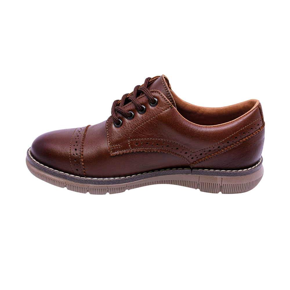 ZAPATO AUDAZ PARA NIÑO COLOR MIEL DE PIEL MURPHY CON AGUJETA