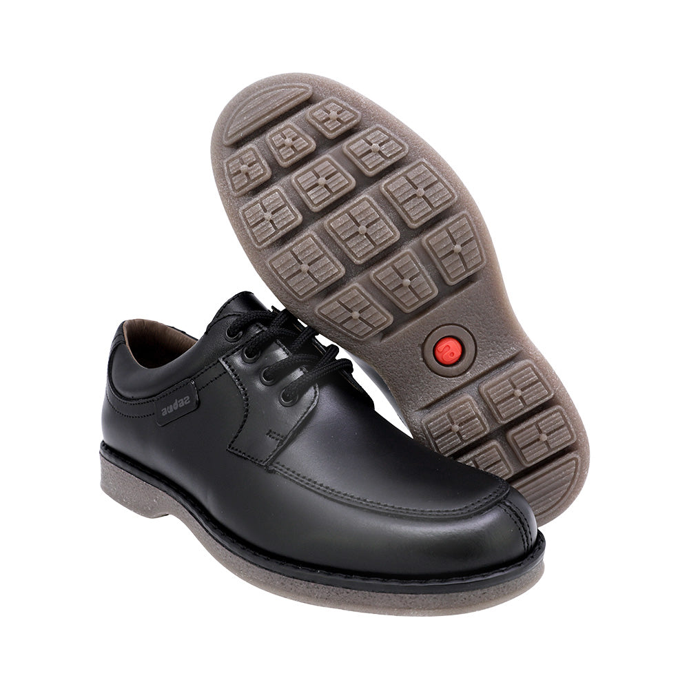 ZAPATO ESCOLAR AUDAZ PARA NIÑO PIEL NEGRO MATIAS CON AGUJETA
