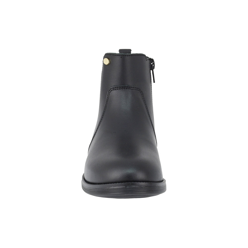 BOTA COQUETA PARA NIÑA EN PIEL COLOR NEGRO CANUTA CON ELÁSTICO