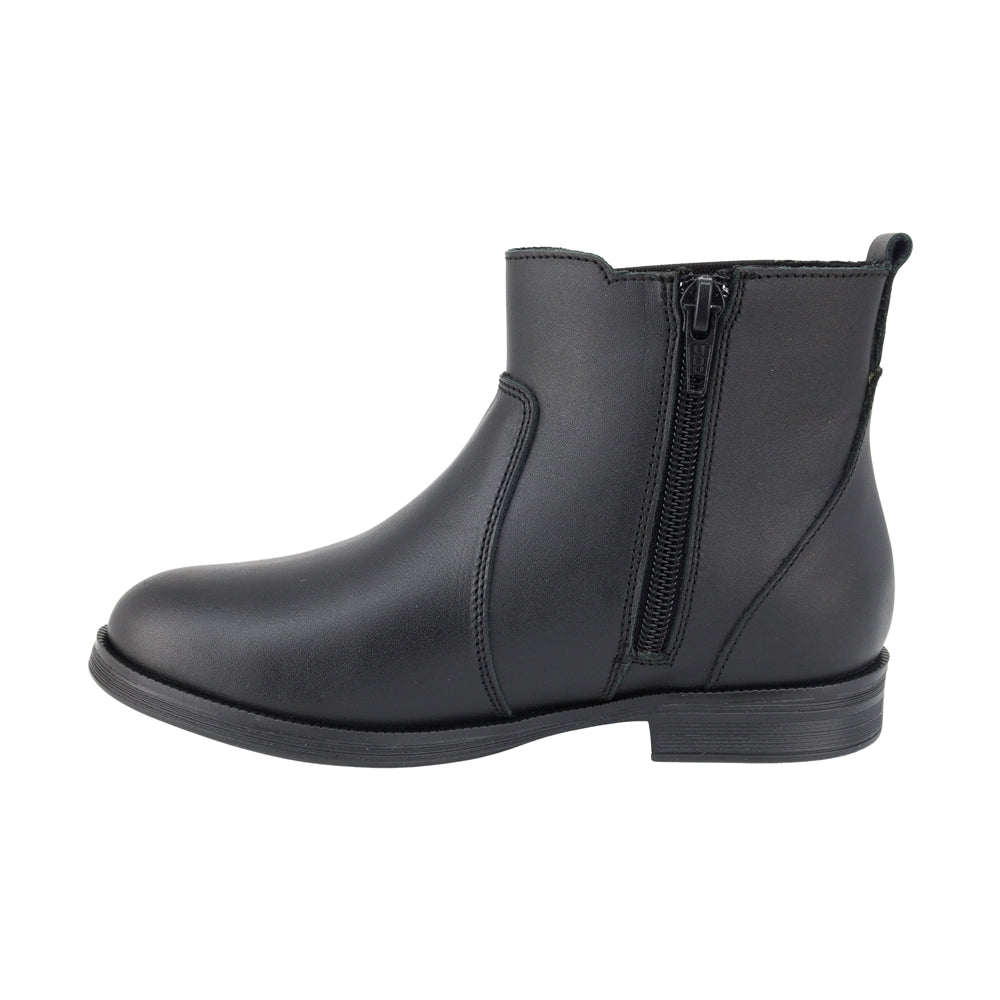 BOTA COQUETA PARA NIÑA EN PIEL COLOR NEGRO CANUTA CON ELÁSTICO