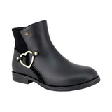 BOTA COQUETA PARA NIÑA EN PIEL COLOR NEGRO CANUTA CON ELÁSTICO Y HERRAJE DE CORAZÓN