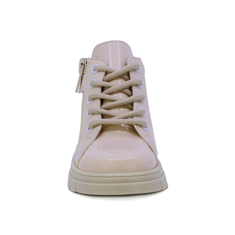 BOTITA COQUETA PARA NIÑA EN CHAROL COLOR BEIGE THUNDER CON ESTAMPADO DE ESTRELLAS