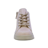 BOTITA COQUETA PARA NIÑA EN CHAROL COLOR BEIGE THUNDER CON ESTAMPADO DE ESTRELLAS