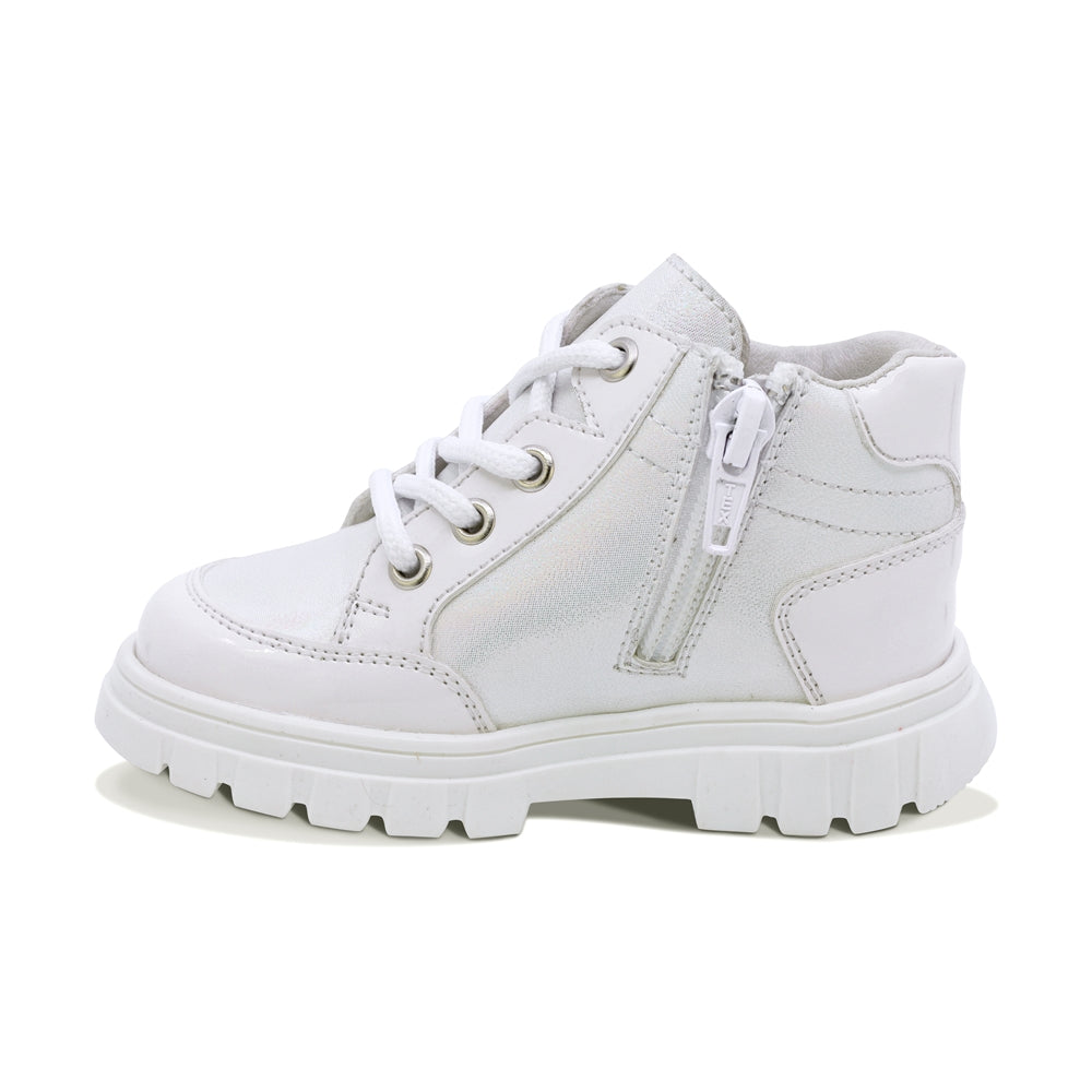 TENIS COQUETA PARA NIÑA DE SINTÉTICO COLOR BLANCO SUELA THUNDER CON AGUJETA