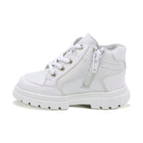 TENIS COQUETA PARA NIÑA DE SINTÉTICO COLOR BLANCO SUELA THUNDER CON AGUJETA