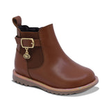 BOTA COQUETA PARA NIÑA DE PIEL COLOR MIEL RONDY CON HEBILLA DECORATIVA