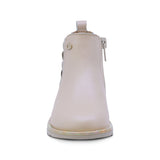 BOTA COQUETA PARA NIÑA DE SINTÉTICO COLOR BEIGE SUELA RONDY CON CORAZONES LATERALES