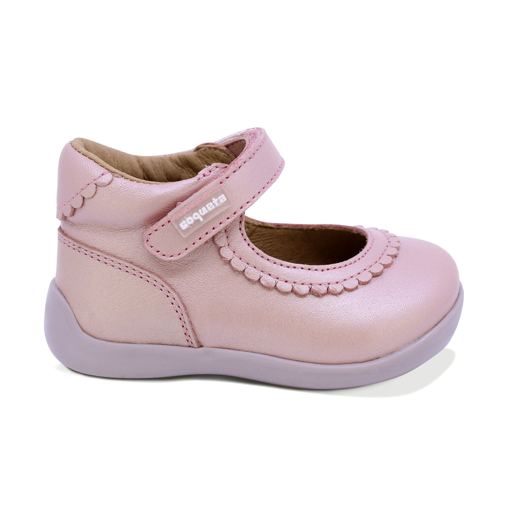 ZAPATO COQUETA PARA NIÑA DE PIEL COLOR ROSA PANAL CON TIRA DE CONTACTO