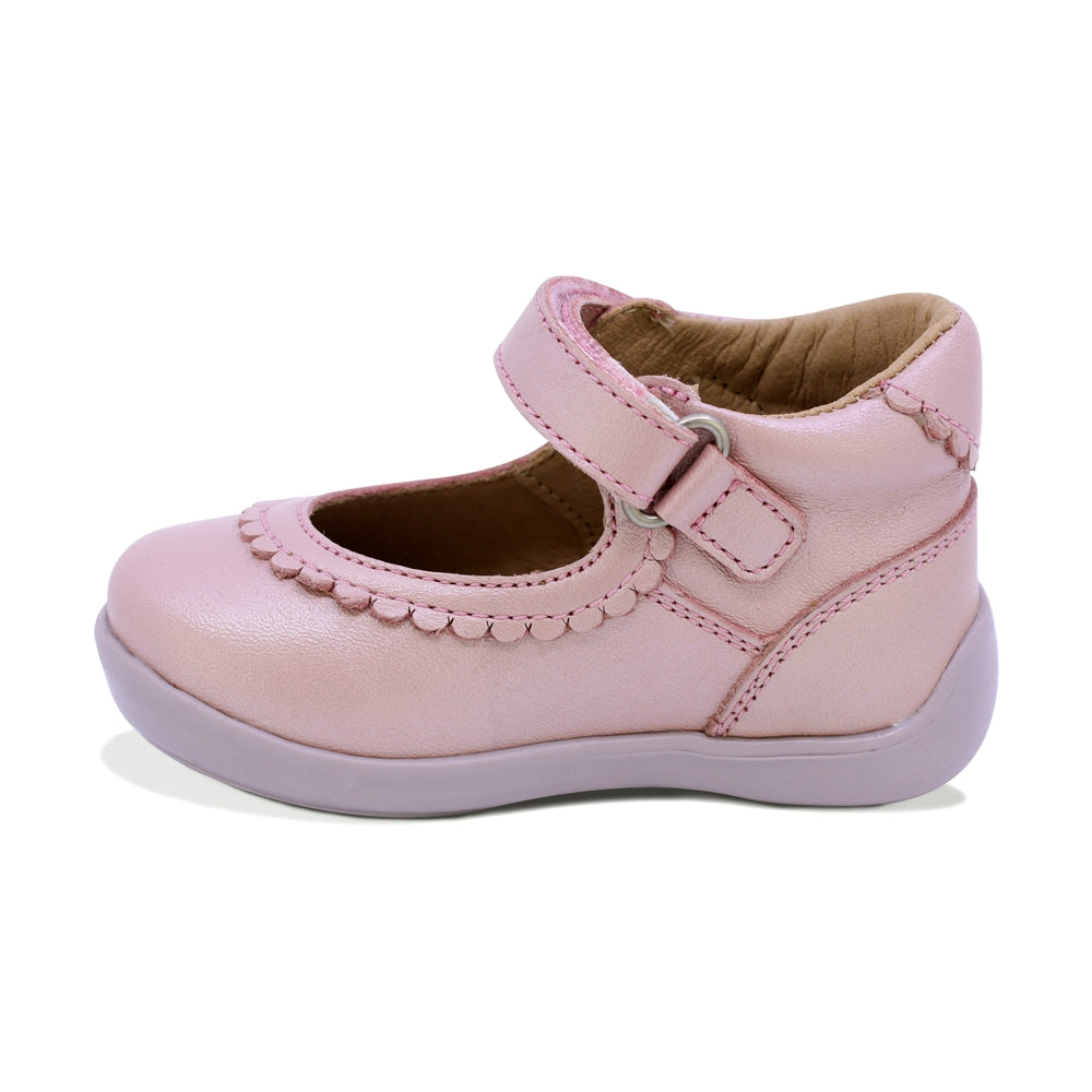 ZAPATO COQUETA PARA NIÑA DE PIEL COLOR ROSA PANAL CON TIRA DE CONTACTO