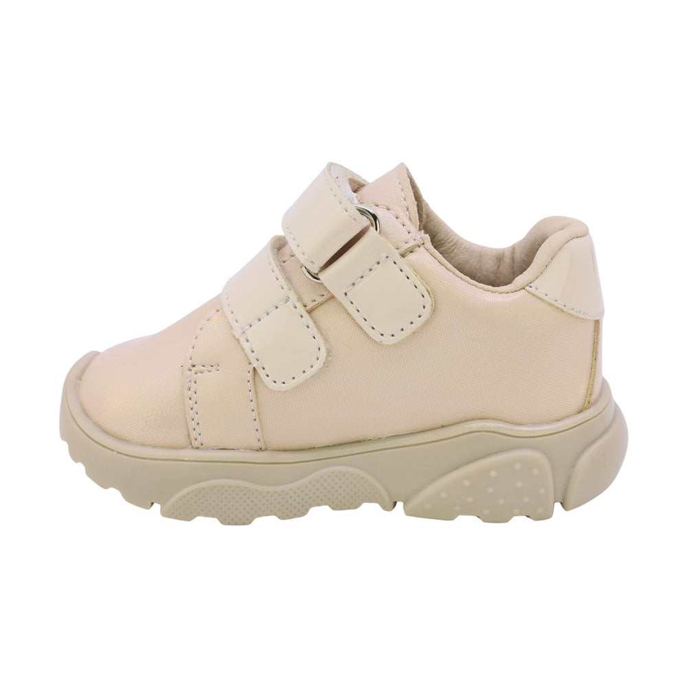 TENIS COQUETA PARA NIÑA EN SINTÉTICO COLOR ORO ZIPPY CON DOBLE TIRA DE CONTACTO