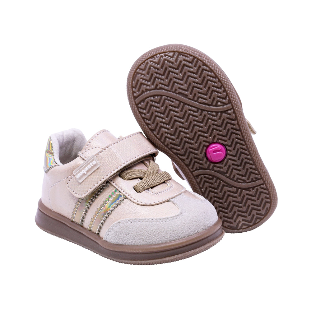 TENIS COQUETA PARA NIÑA COLOR ORO DE SINTÉTICO TEDDY CON TIRA DE CONTACTO