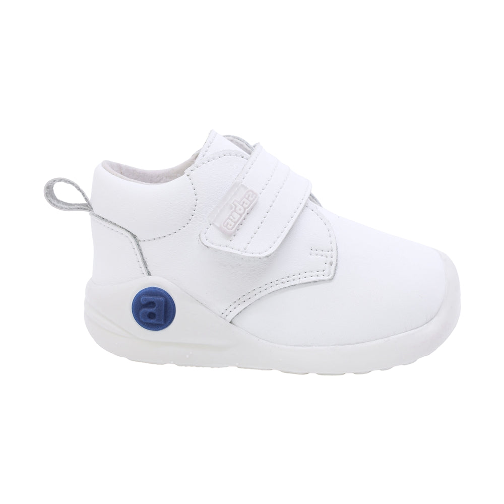 BOTA AUDAZ PARA NIÑO EN PIEL COLOR BLANCO PINKY CON TIRA DE CONTACTO