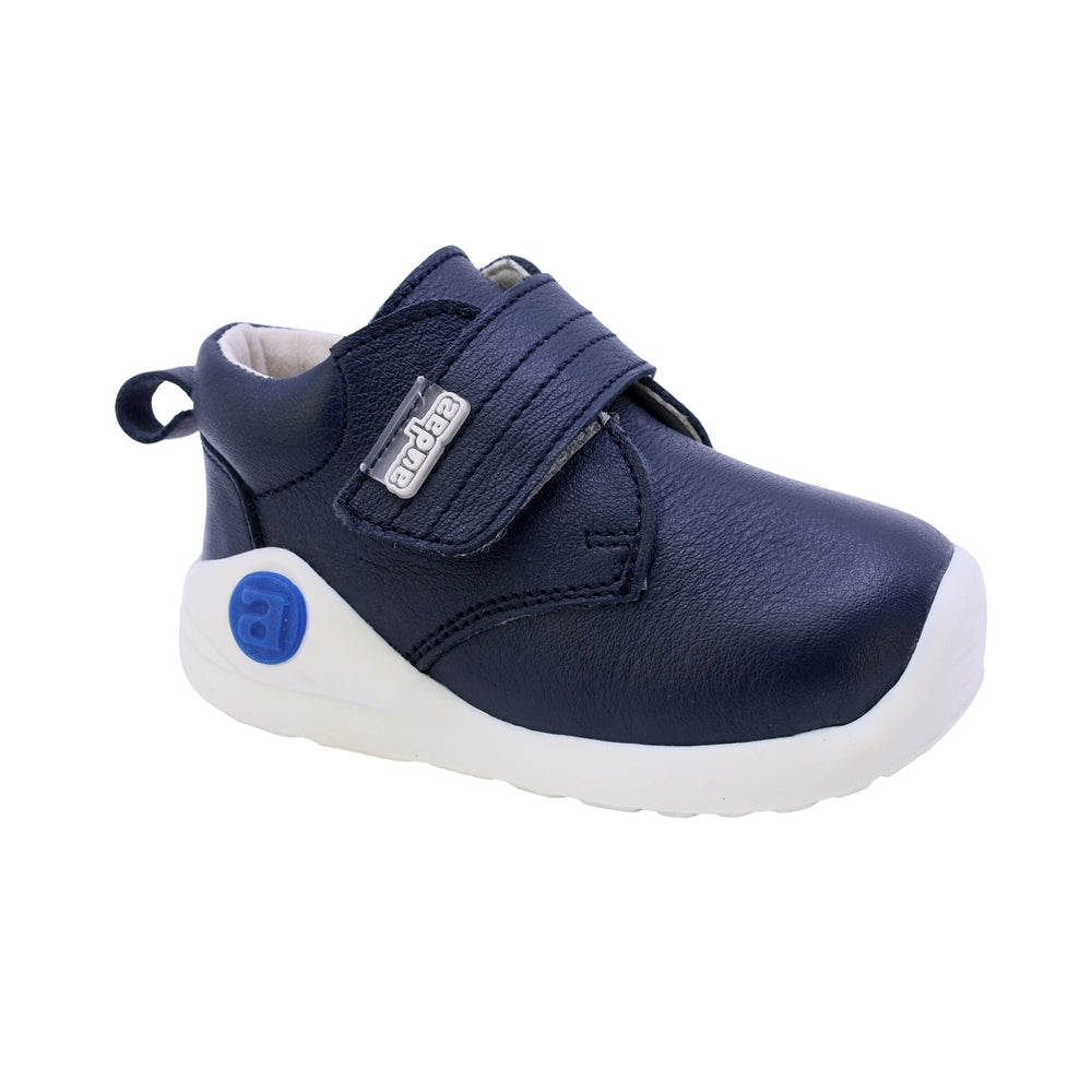 BOTA AUDAZ PARA NIÑO EN PIEL COLOR AZUL PINKY CON TIRA DE CONTACTO
