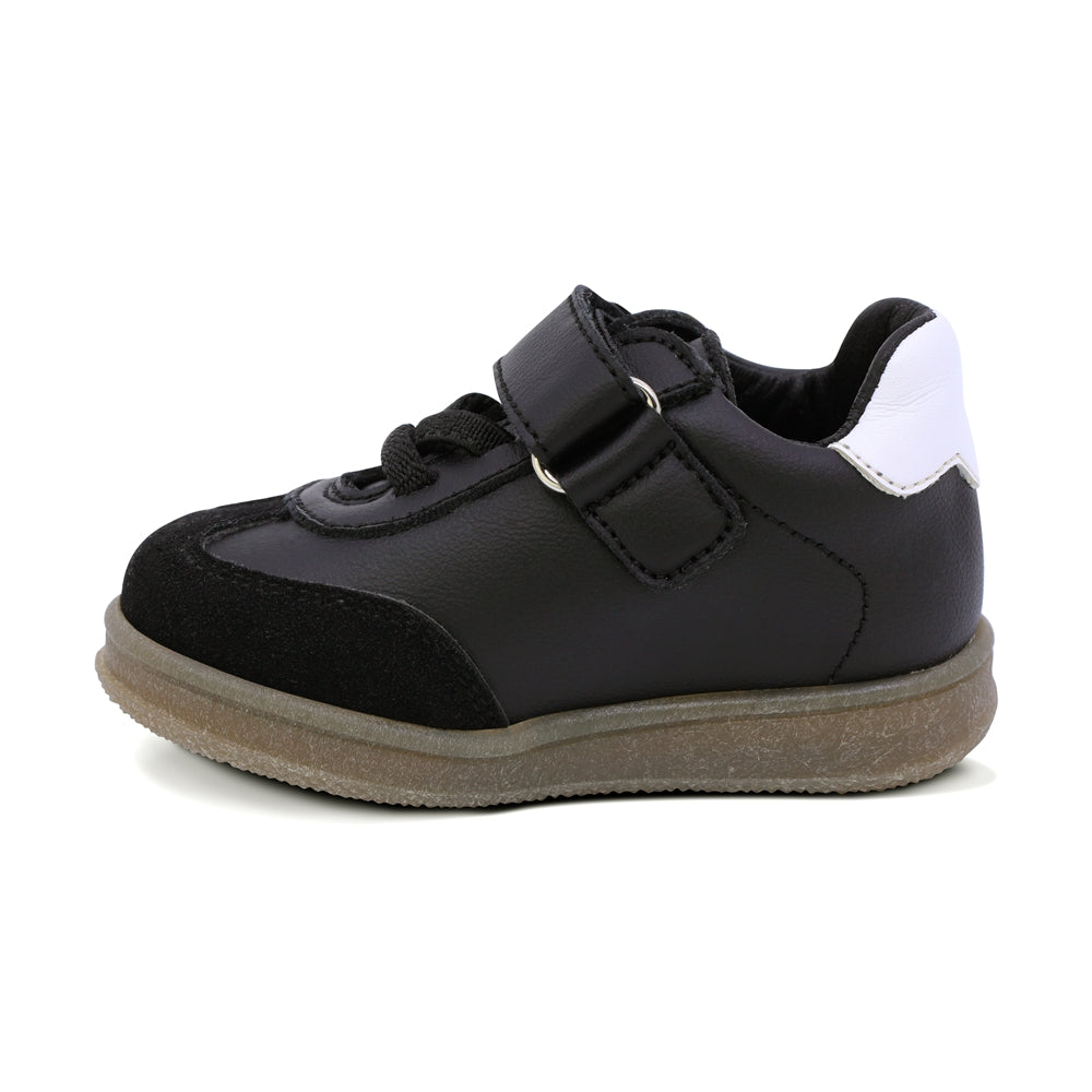 TENIS AUDAZ PARA NIÑO DE SINTÉTICO COLOR NEGRO TEDDY CON FRANJAS BLANCAS