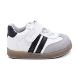 TENIS AUDAZ PARA NIÑO DE SINTÉTICO COLOR BLANCO TEDDY CON FRANJAS NEGRAS