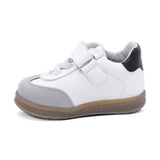 TENIS AUDAZ PARA NIÑO DE SINTÉTICO COLOR BLANCO TEDDY CON FRANJAS NEGRAS