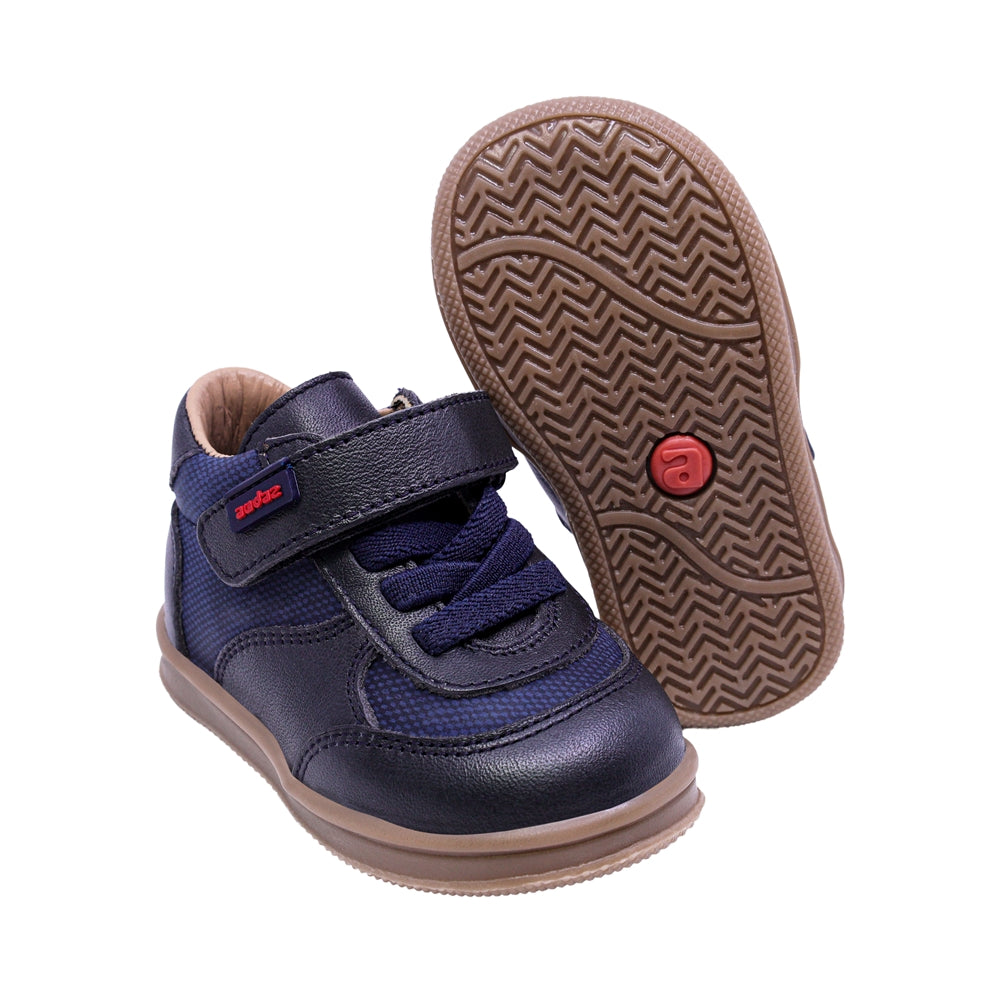 ZAPATO AUDAZ PARA NIÑO COLOR AZUL DE PIEL TEDDY CON TIRA DE CONTACTO