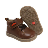 BOTA AUDAZ PARA NIÑO EN PIEL COLOR CAFÉ CLARO TEDDY CON AGUJETA Y TIRA DE CONTACTO