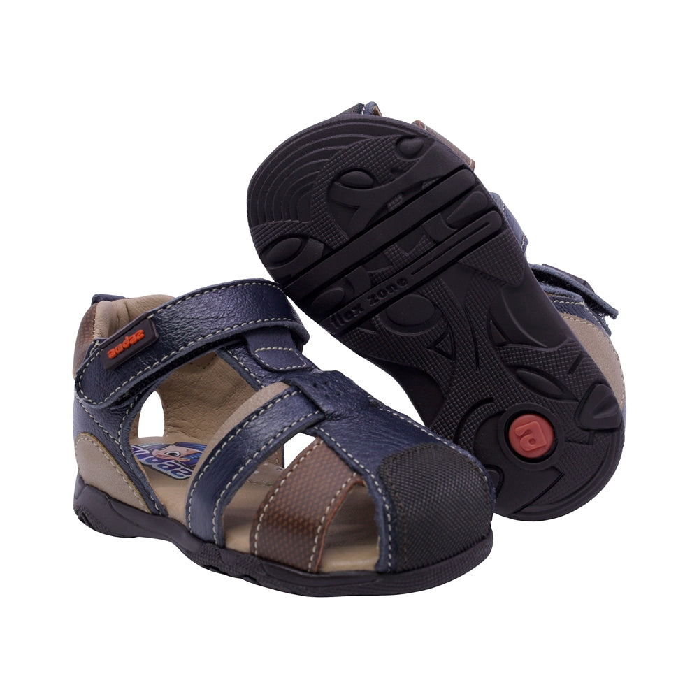 SANDALIA AUDAZ PARA NIÑO COLOR AZUL DE PIEL PATRICIO CON TIRA DE CONTACTO