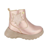 BOTA COQUETA PARA NIÑA EN SINTÉTICO COLOR ORO ROSADO NEMO CON DETALLE DE ESTRELLA