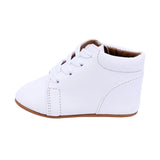 BOTA AUDAZ PARA NIÑO COLOR BLANCO DE SINTÉTICO PEUQUE CON AGUJETA