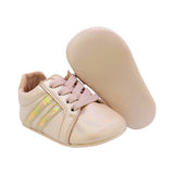 TENIS COQUETA PARA NIÑA DE SINTÉTICO COLOR ORO ROSADO PEUQUE CON AGUJETA