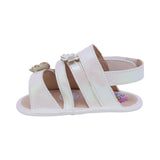 SANDALIA COQUETA PARA NIÑA COLOR PERLA DE SINTÉTICO PETIT CON TIRA DE CONTACTO