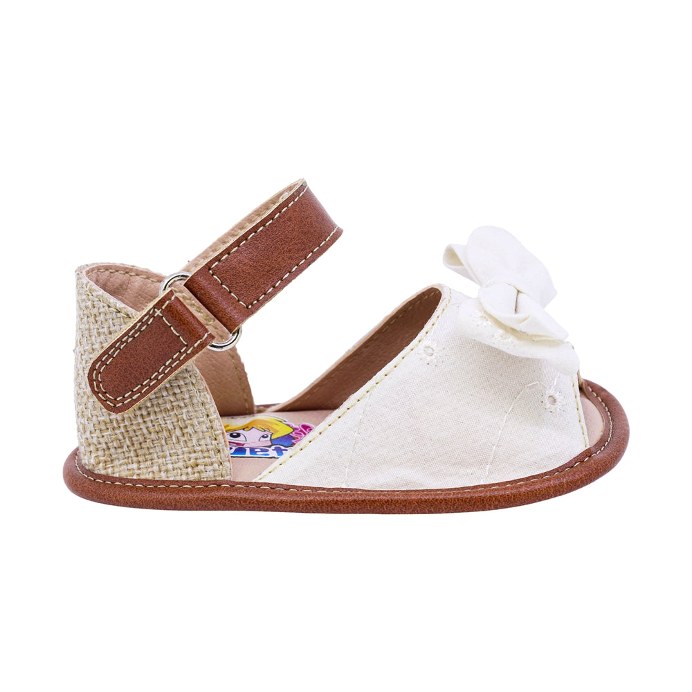 SANDALIA COQUETA PARA NIÑA COLOR BLANCO DE SINTÉTICO PETIT CON TIRA DE CONTACTO